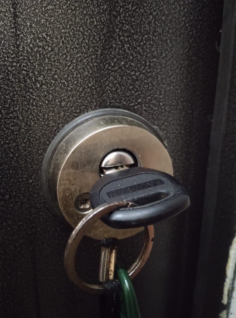 Открыть замок